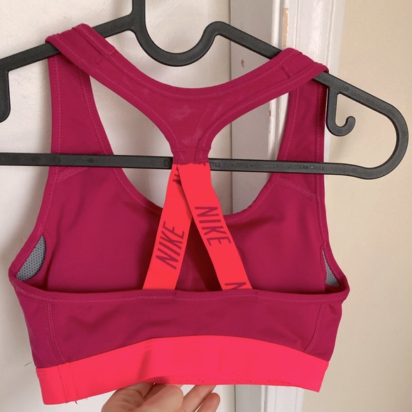 Nike Women’s Pro Classic Logo Training Bra - Picture 5 of 8